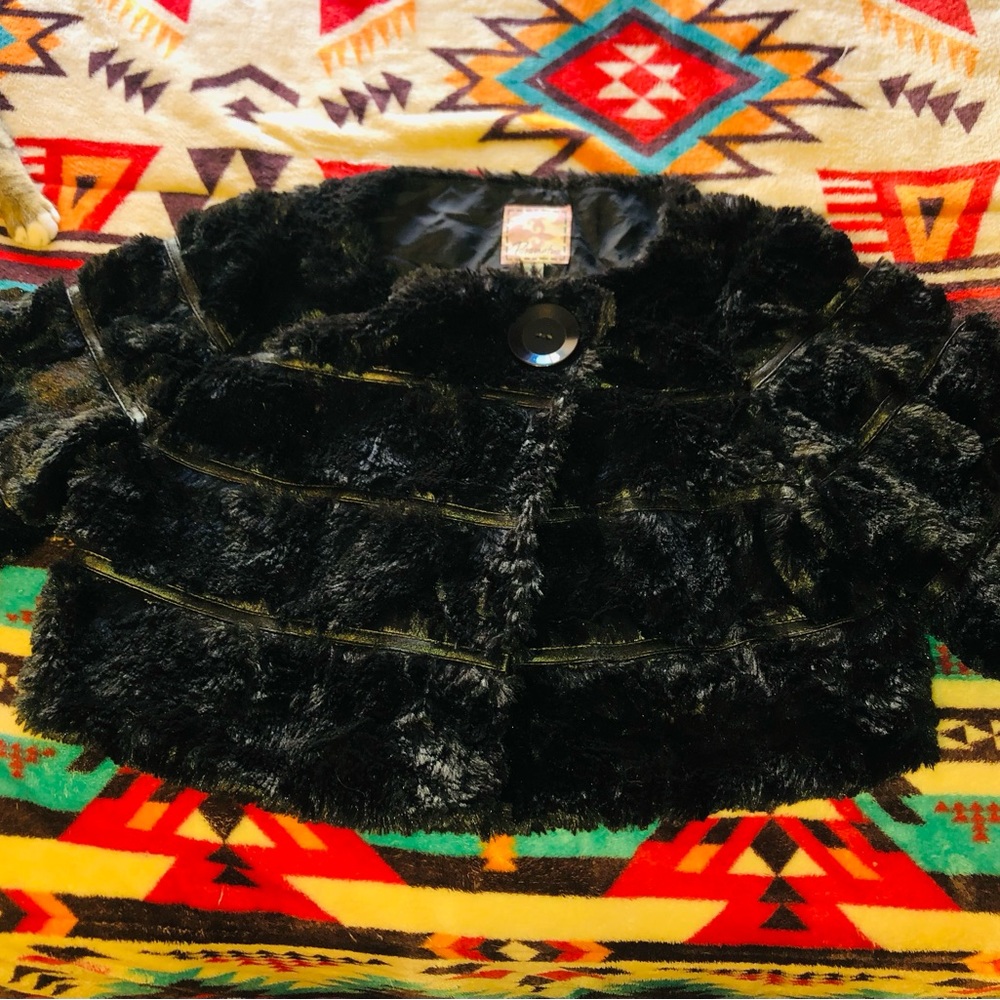 Vintage evening black faux fur coat by Parameter size 4